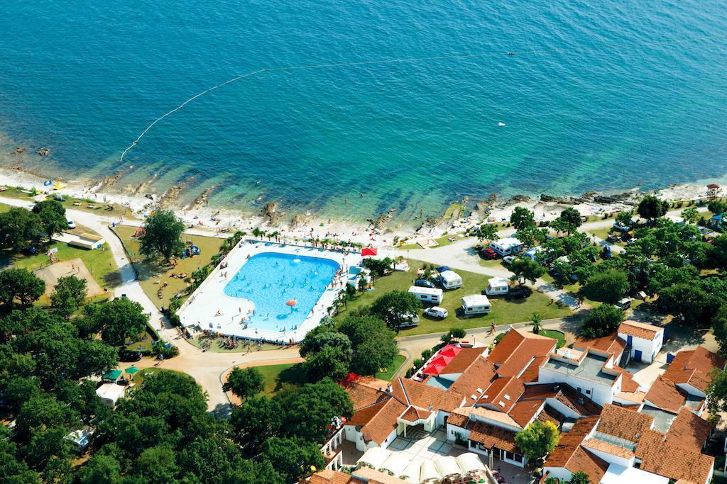 Camping Ulika Mobile Homes - Naturist Цервар-Порат Экстерьер фото